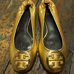 Gold Tory Burch reva flats 9 almost new